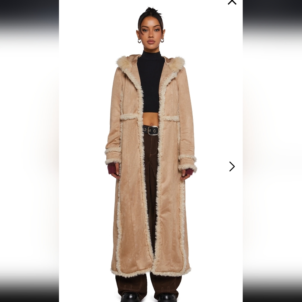 Sold Out Dolls Kill Campus Chill XL